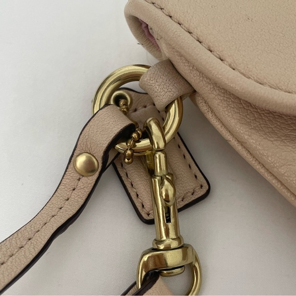 Coach Wristlit - Picture 2 of 6